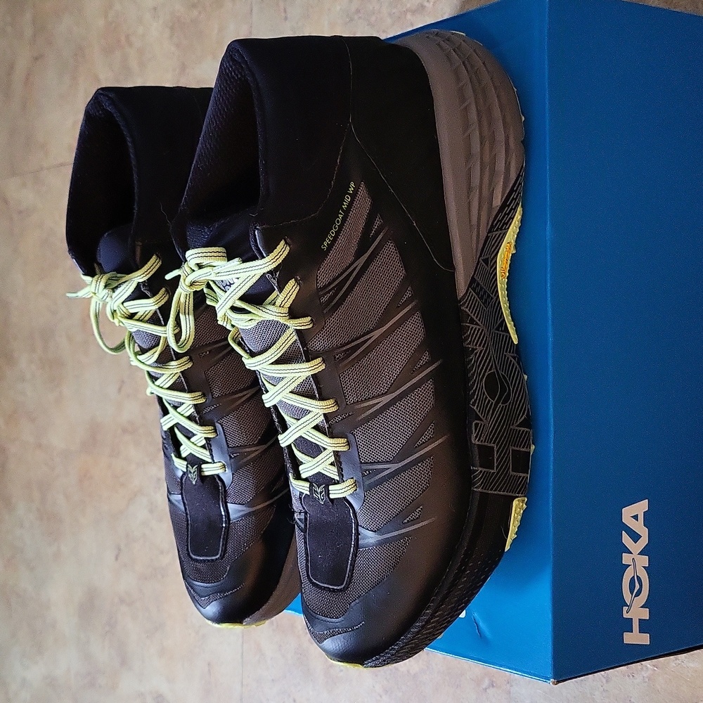 Hoka Speedgoat Mid, Men's Size 12, Excellent condition!